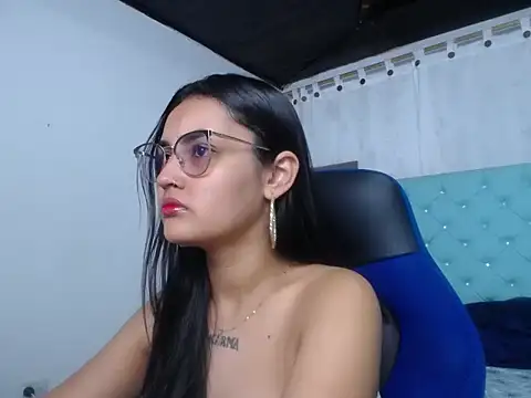 antonella sweetlittle online show from 10.15.25