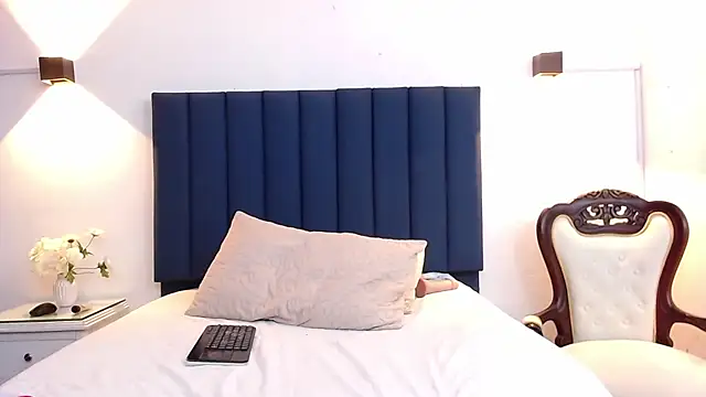 Snapshot of KattaGoez chatting on 02.28.25 KattaGoez online show from 02.28.25