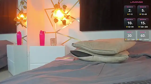 Megan Thompsonn online show from 02.19.25