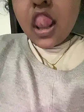 smile pretty online show from 01.01.25