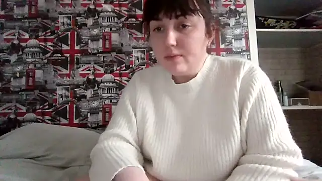 Lynylou online show from 01.08.26