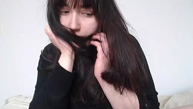 Lynylou online show from 04.01.26