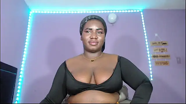 Snapshot of DILAY_XXX chatting on 01.11.25 DILAY XXX online show from 01.11.25