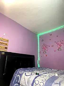 Snapshot of DILAY_XXX chatting on 12.21.25 DILAY XXX online show from 12.21.25