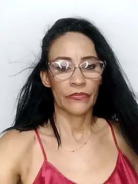 Snapshot of BarbaraMature chatting on 12.24.24 BarbaraMature online show from 12.24.24