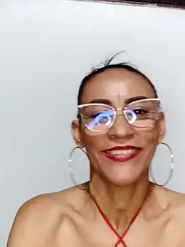 Snapshot of BarbaraMature chatting on 01.12.25 BarbaraMature online show from 01.12.25