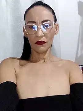 Snapshot of BarbaraMature chatting on 03.08.25 BarbaraMature online show from 03.08.25