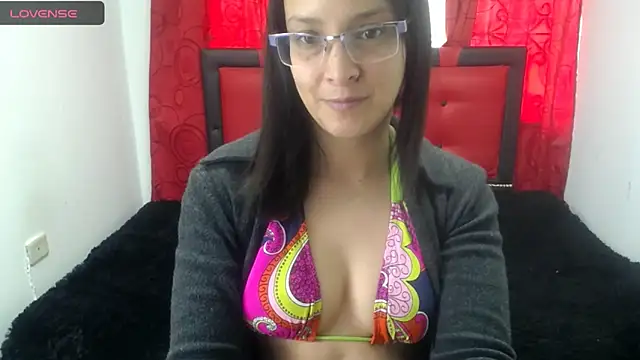 Snapshot of tatysmaturemilf chatting on 12.26.24 tatysmaturemilf online show from 12.26.24