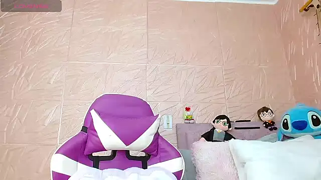 kendallsweet7 online show from 11.20.25