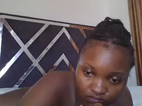 Snapshot of Ebony_butt chatting on 12.27.24 Ebony butt online show from 12.27.24
