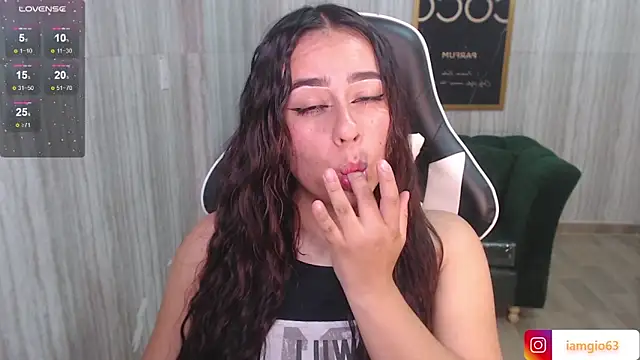 Georgina 1t online show from 02.28.25