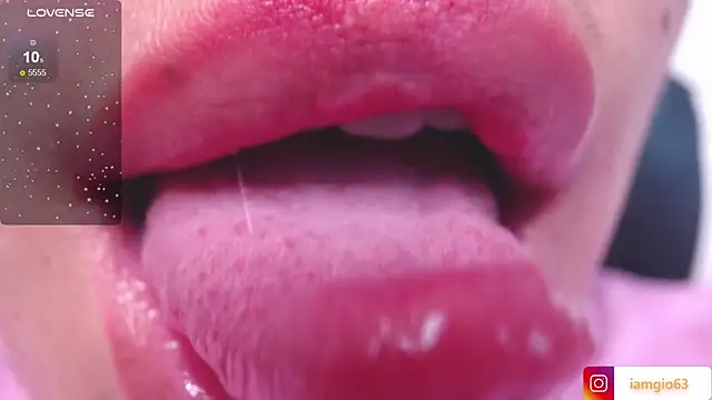 Georgina 1t online show from 03.03.25