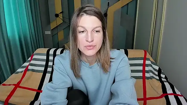 EmilyWalkeri online show from 10.28.25