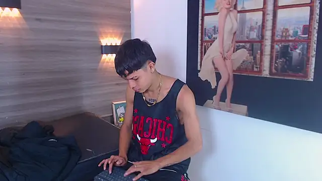 Levis Montes online show from 01.09.25