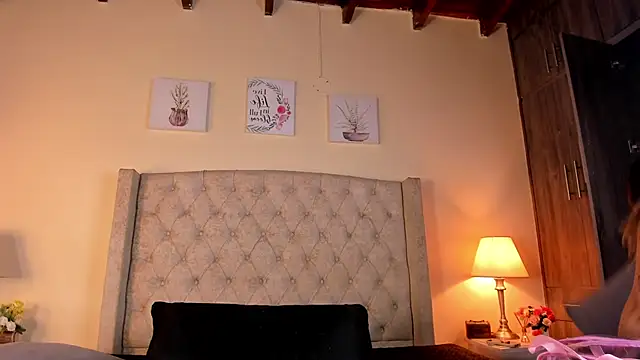 allisson m online show from 04.19.26