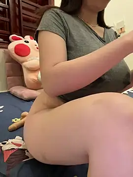 Snapshot of Nany_lina chatting on 12.16.24 Nany lina online show from 12.16.24