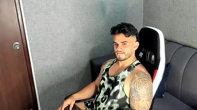 Ricardogo19 online show from 10.18.25