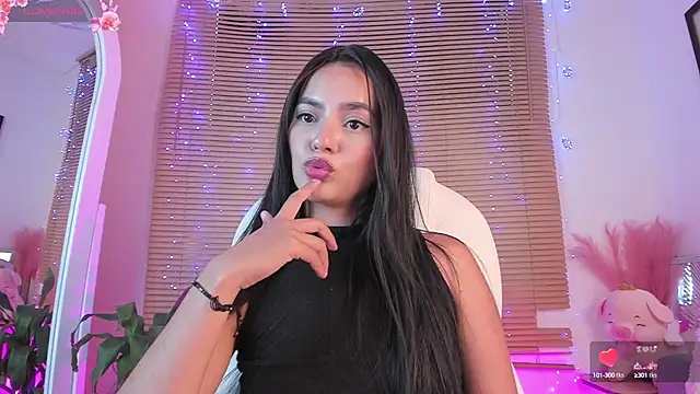 Snapshot of eyleen_lee_ chatting on 01.10.25 eyleen lee  online show from 01.10.25