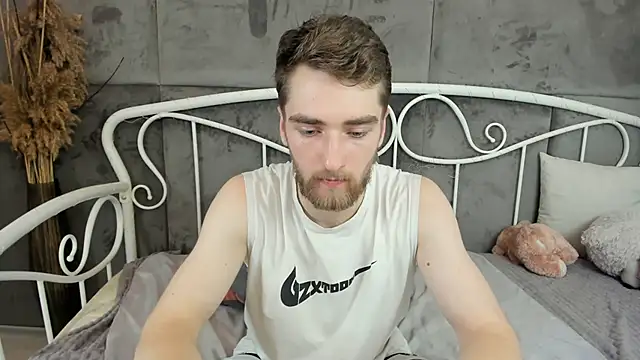 Snapshot of DexterDexx chatting on 12.02.24 DexterDexx online show from 12.02.24