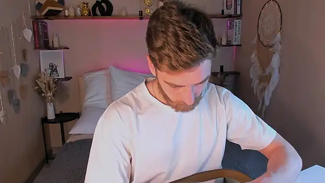 Snapshot of DexterDexx chatting on 09.30.25 DexterDexx online show from 09.30.25