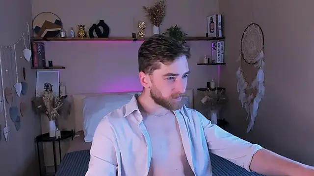 Snapshot of DexterDexx chatting on 10.06.25 DexterDexx online show from 10.06.25