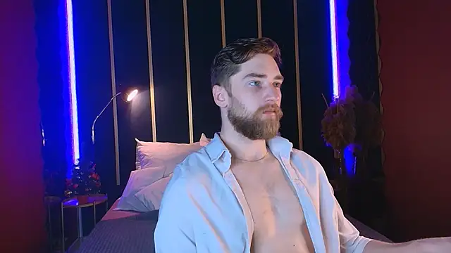 Snapshot of DexterDexx chatting on 12.15.25 DexterDexx online show from 12.15.25