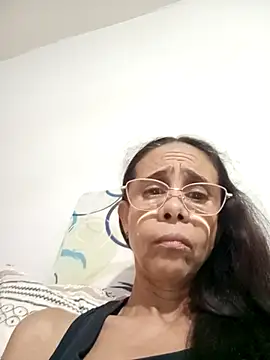 JuanitaDelMar online show from 11.21.25