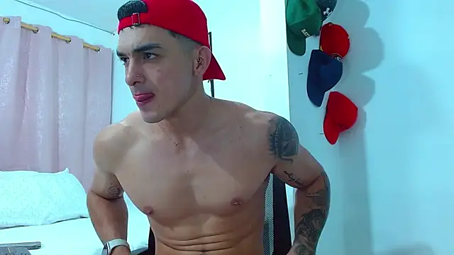 Snapshot of Big_ValentinHunk chatting on 02.26.25 Big ValentinHunk online show from 02.26.25