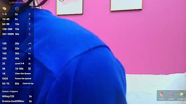 yourcuteneighbourr online show from 02.26.25