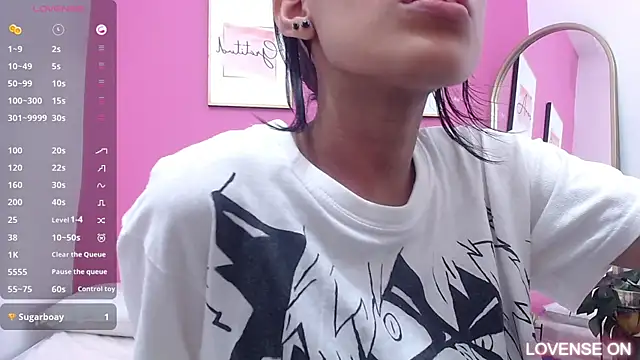 yourcuteneighbourr online show from 03.20.25