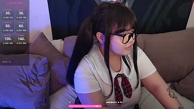 Snapshot of LeyaKan chatting on 12.29.24 LeyaKan online show from 12.29.24