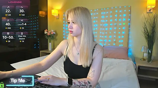 Valerie Woods online show from 05.19.26