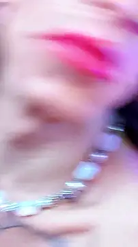 gurlnips online show from 11.11.25