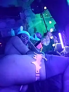 gurlnips online show from 03.22.26