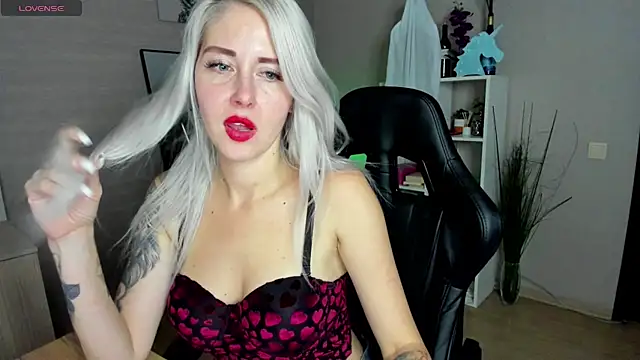 Mermaid N online show from 11.08.25