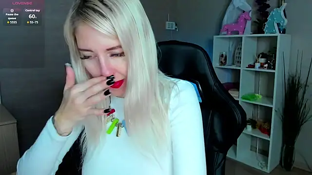 Mermaid N online show from 11.19.25