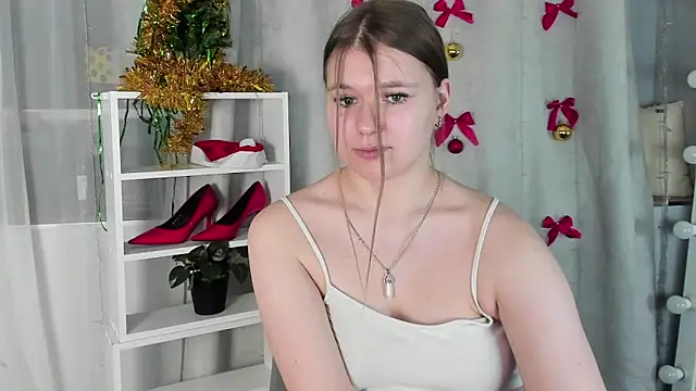 Rebecca Kelly online show from 01.03.25