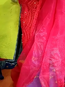 Snapshot of Cute_Suhani chatting on 12.08.24 Cute Suhani online show from 12.08.24