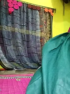 Snapshot of Cute_Suhani chatting on 01.13.25 Cute Suhani online show from 01.13.25