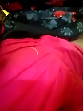 Snapshot of Cute_Suhani chatting on 02.14.25 Cute Suhani online show from 02.14.25