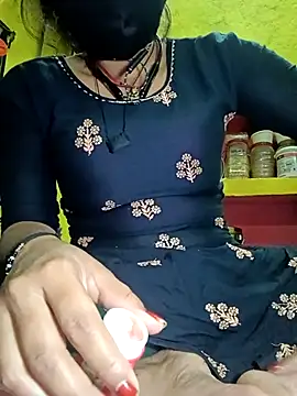 Snapshot of Cute_Suhani chatting on 02.20.25 Cute Suhani online show from 02.20.25