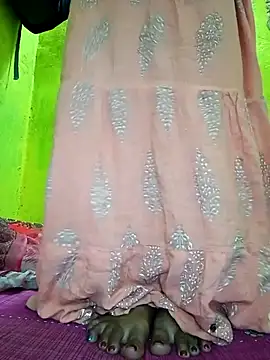 Snapshot of Cute_Suhani chatting on 02.21.25 Cute Suhani online show from 02.21.25