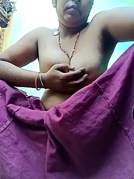 Snapshot of Cute_Suhani chatting on 09.23.25 Cute Suhani online show from 09.23.25