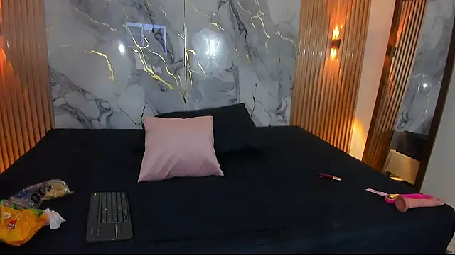 ShanellBlack online show from 03.04.25