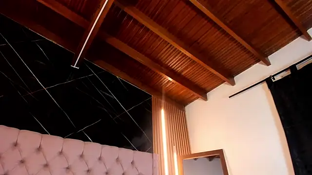 ShanellBlack online show from 09.17.25