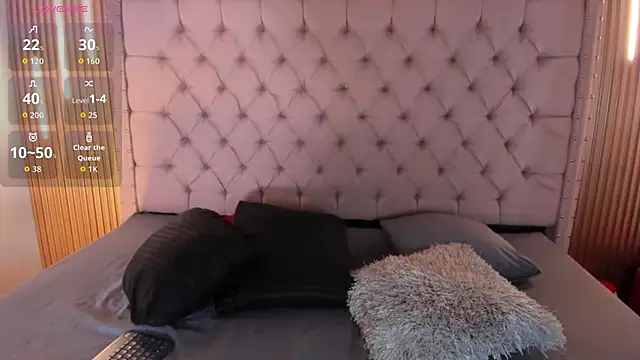 ShanellBlack online show from 11.08.25