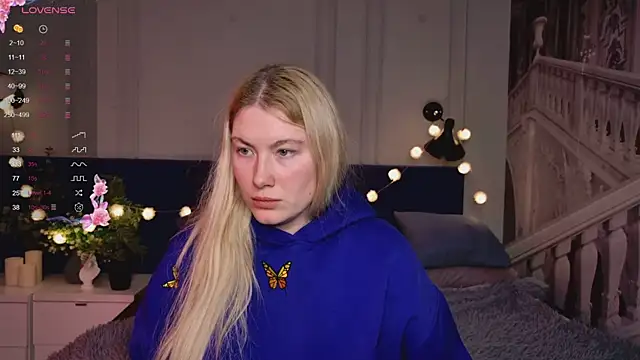 Liv Fay online show from 03.01.25