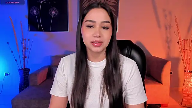 Snapshot of CelestePalmer_ chatting on 12.18.25 CelestePalmer online show from 12.18.25