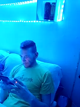 SInfiniSensation1 online show from 12.19.24