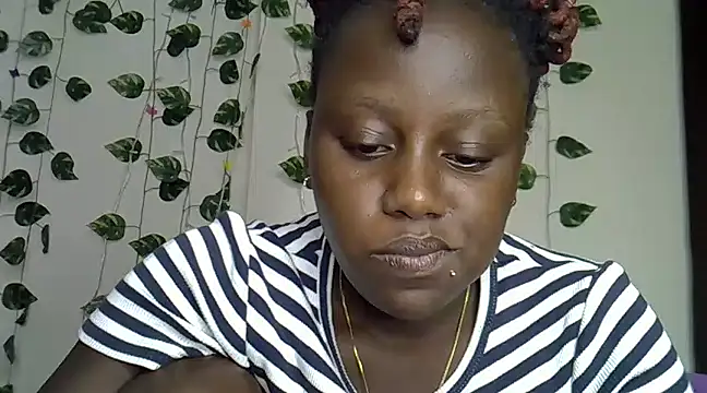 Snapshot of sexybree_ chatting on 02.21.25 sexybree online show from 02.21.25